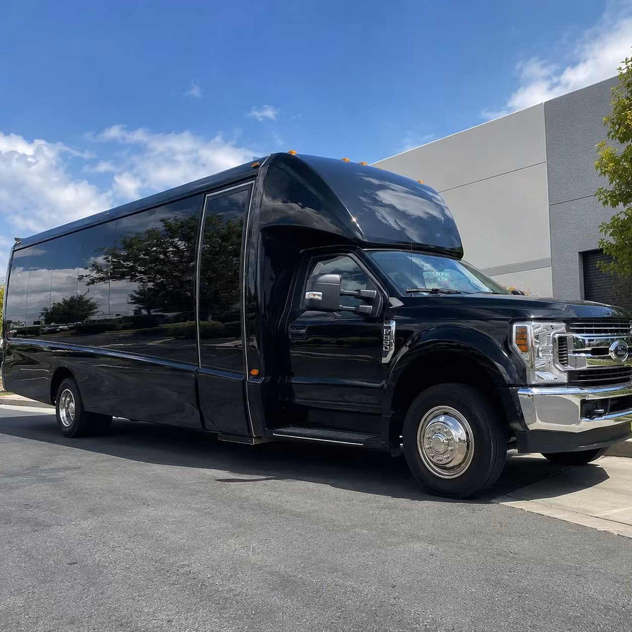 18 passenger minibus